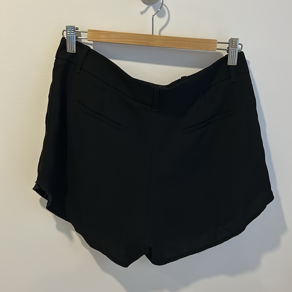 Babaton black shorts - Picture 4 of 4